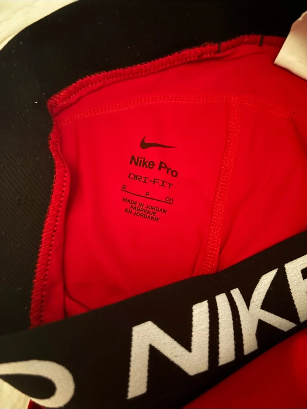 Nike pro women